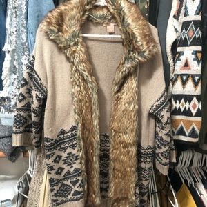 Foreve 21 Fur collar brown sweater